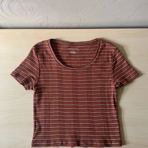 American Eagle - scoop neck - cropped tee - size Medium